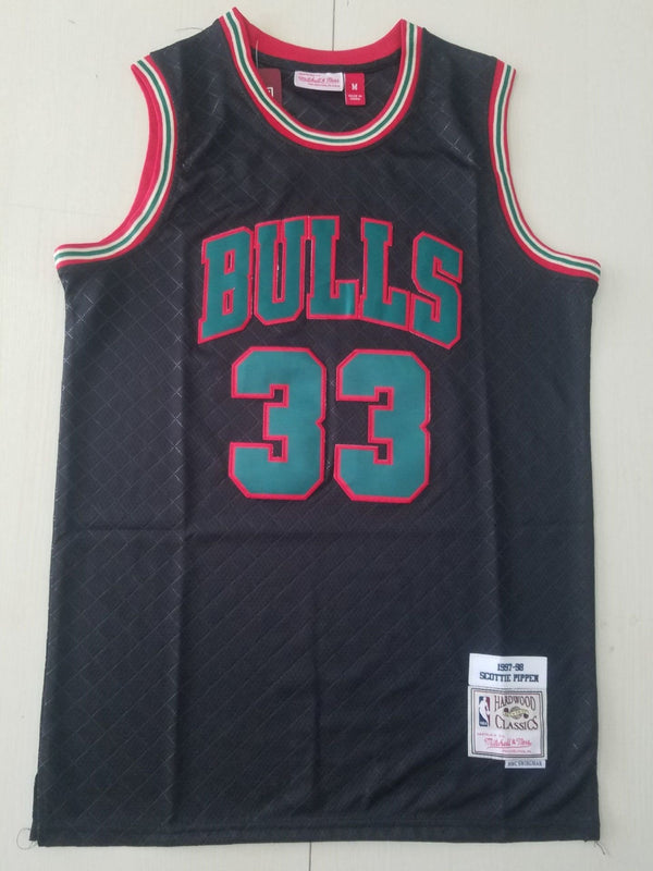 Men's Chicago Bulls Scottie Pippen 1997-98 Hardwood Classics Swingman Jersey