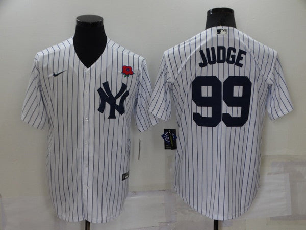 Men's New York Yankees Aaron Judge #99 White Replica Player Jersey